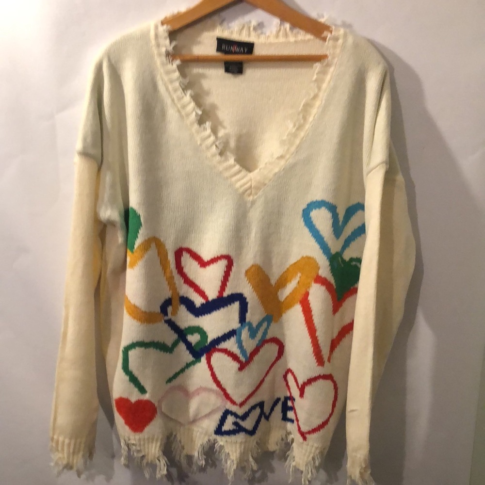 Heart Shapes Sweater (new w/o tag)